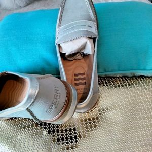 Brand New Sperry's
